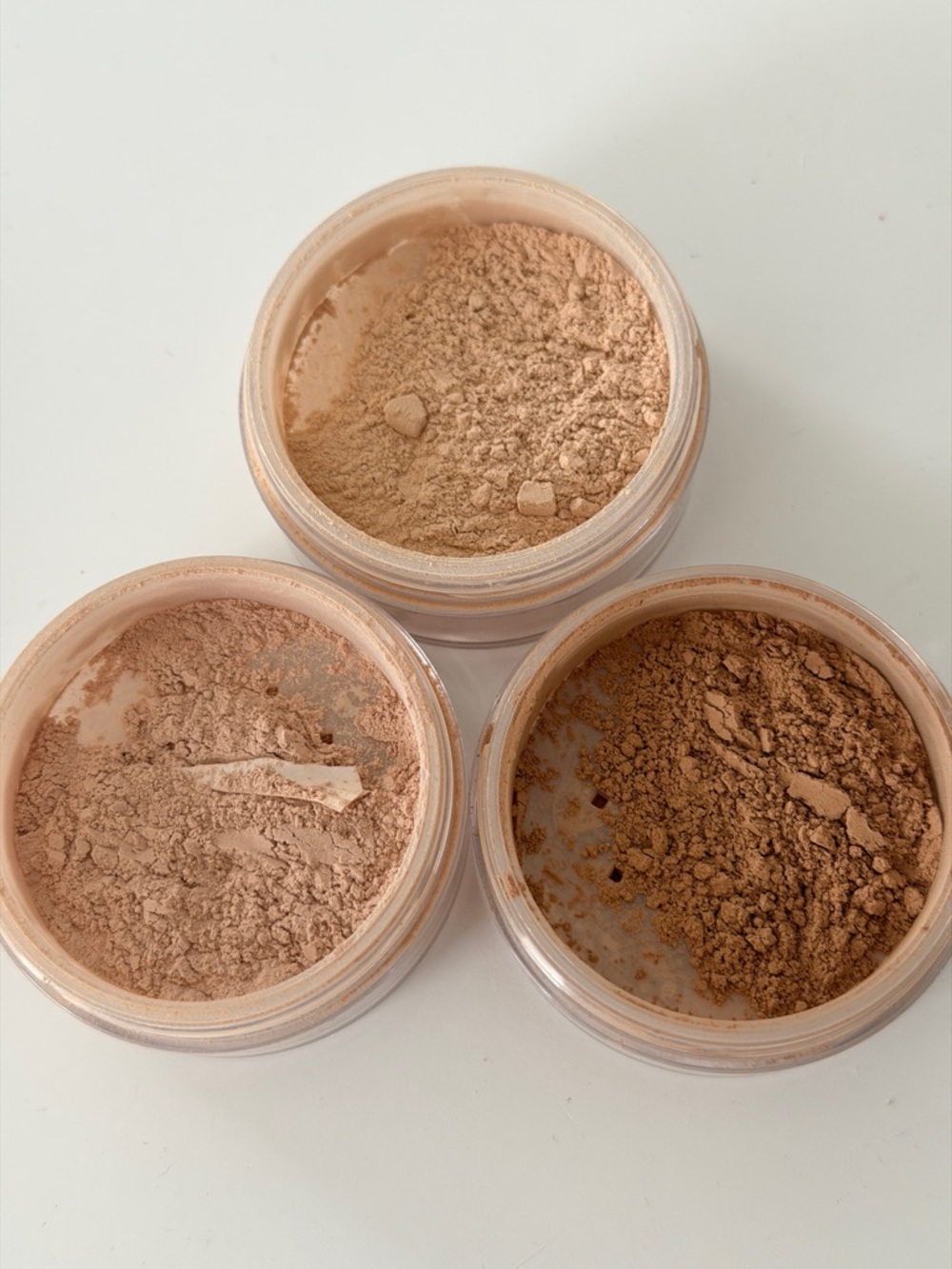 YOUNG LIVING | NO.2 PACK OF 3 SHADES SAVVY MINERALS LOOSE POWDER FOUNDATION